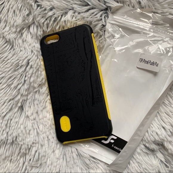 iPhone Case - Picture 5 of 7